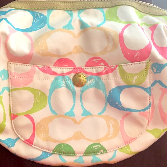 Coach Hampton - Picture 8 of 9